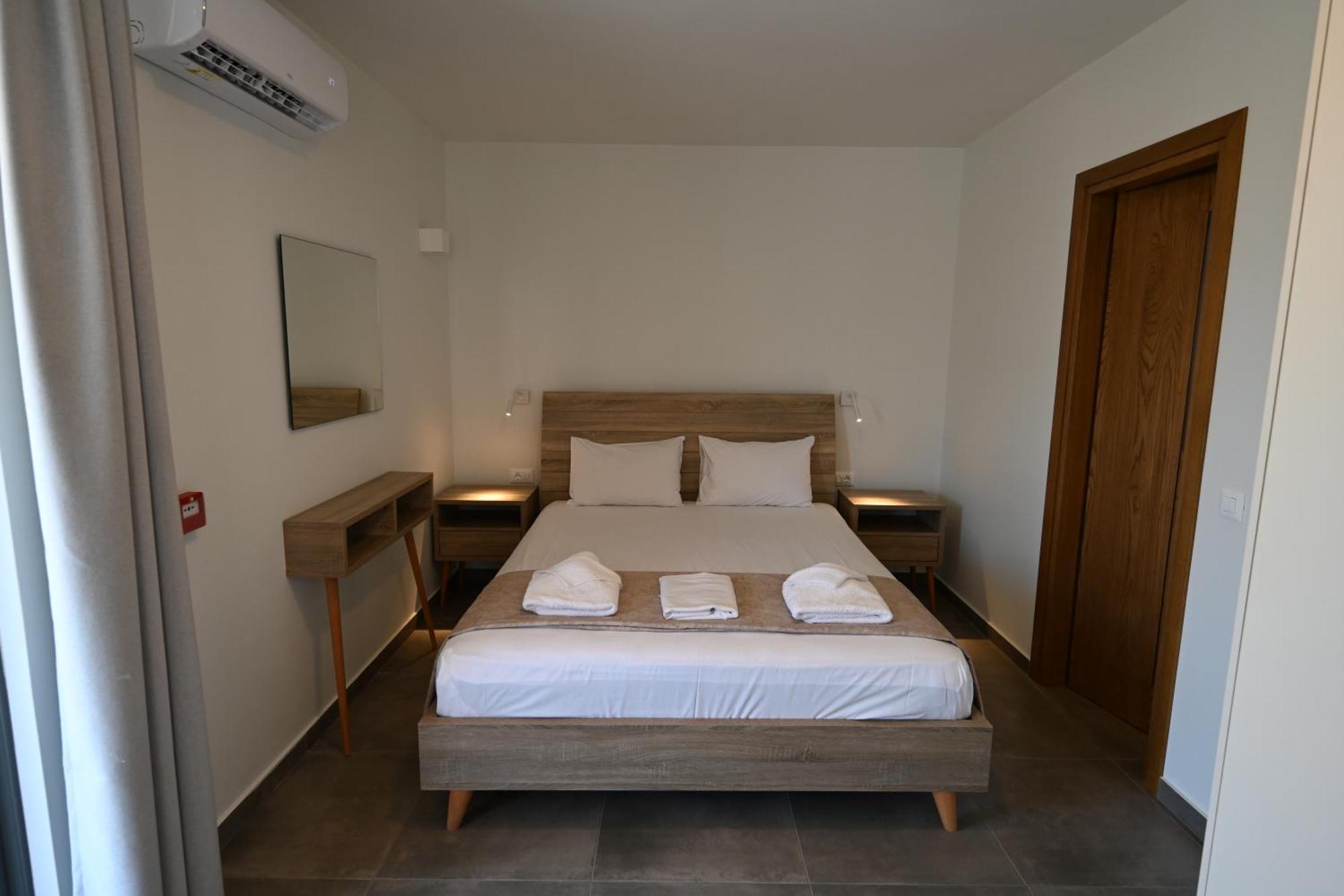 Itida Suites Sitia  Room photo